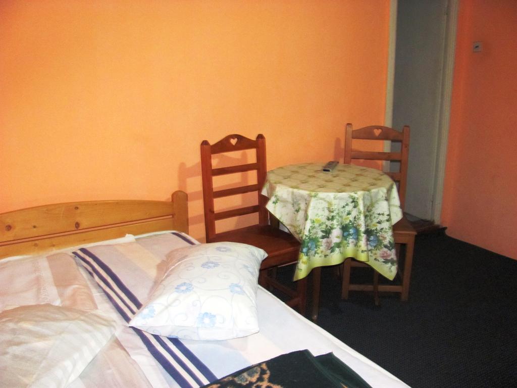 Szurdok Panzió BaileTusnad Exterior foto