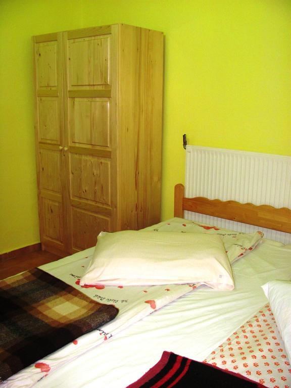 Szurdok Panzió BaileTusnad Exterior foto
